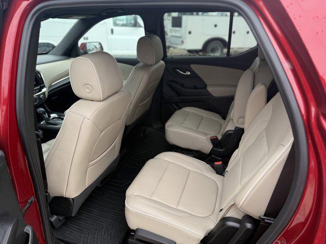 used 2023 Chevrolet Traverse car