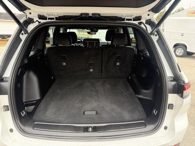used 2023 Jeep Grand Cherokee car, priced at $30,999