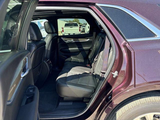 used 2018 Cadillac XT5 car, priced at $25,388