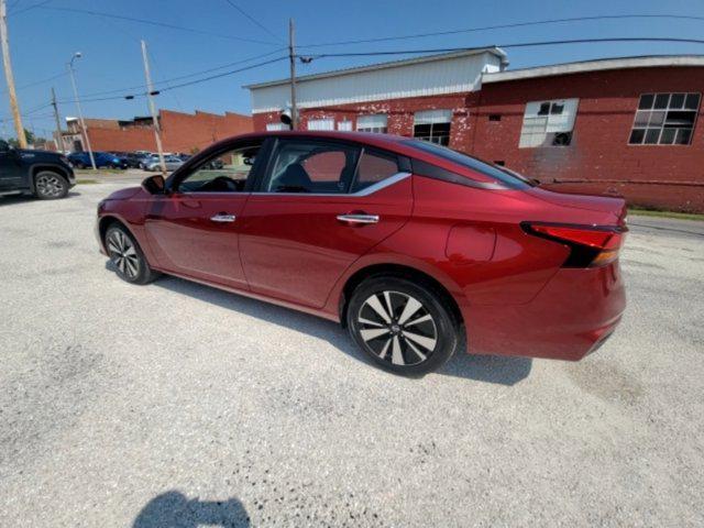 used 2022 Nissan Altima car, priced at $26,999