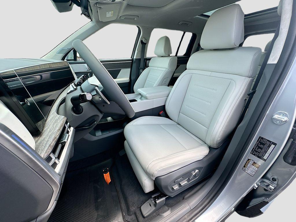 new 2025 Hyundai SANTA FE HEV car