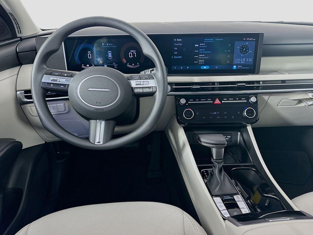 new 2025 Hyundai Tucson car, priced at $33,125