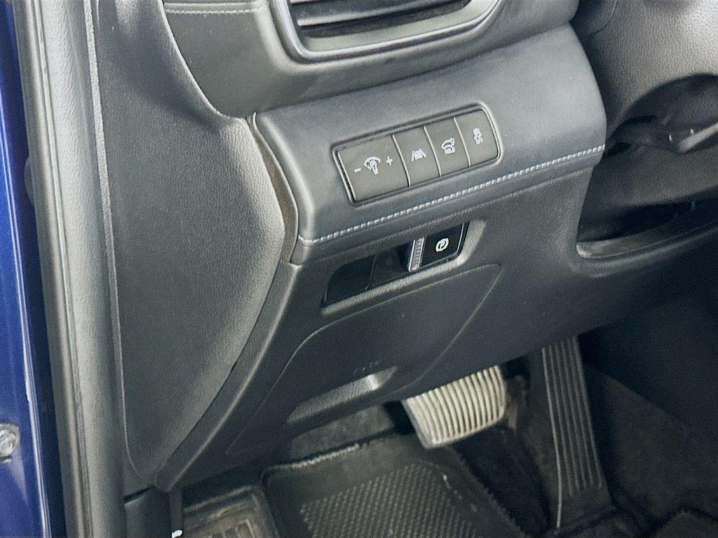 used 2022 Hyundai Santa Fe car, priced at $24,484