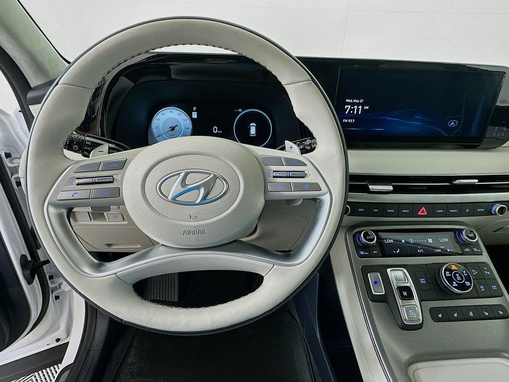 used 2025 Hyundai Palisade car, priced at $49,999