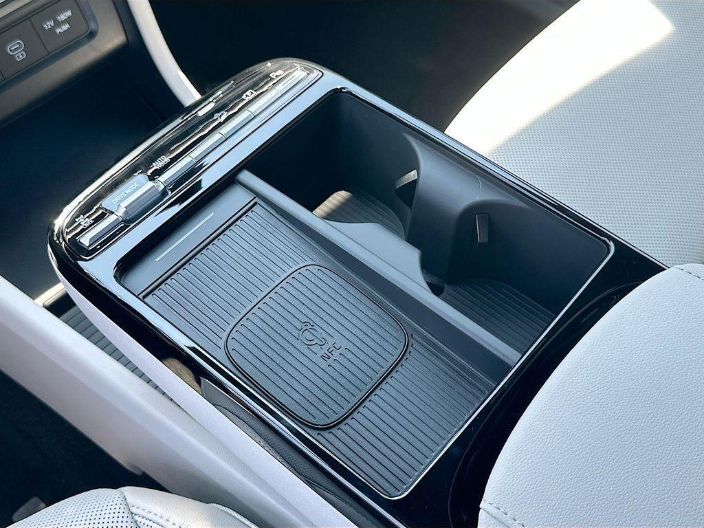 new 2025 Hyundai TUCSON Hybrid car, priced at $43,350