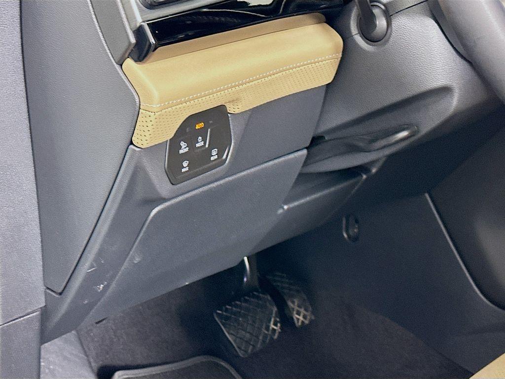 used 2024 Volkswagen Atlas Cross Sport car, priced at $29,266