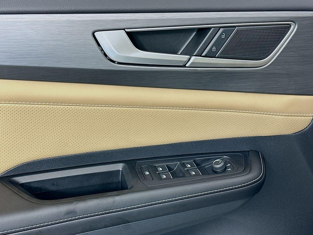 used 2024 Volkswagen Atlas Cross Sport car, priced at $29,266