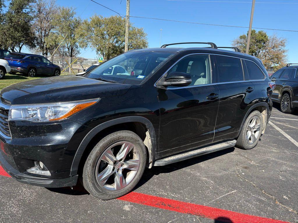 used 2015 Toyota Highlander car, priced at $17,762