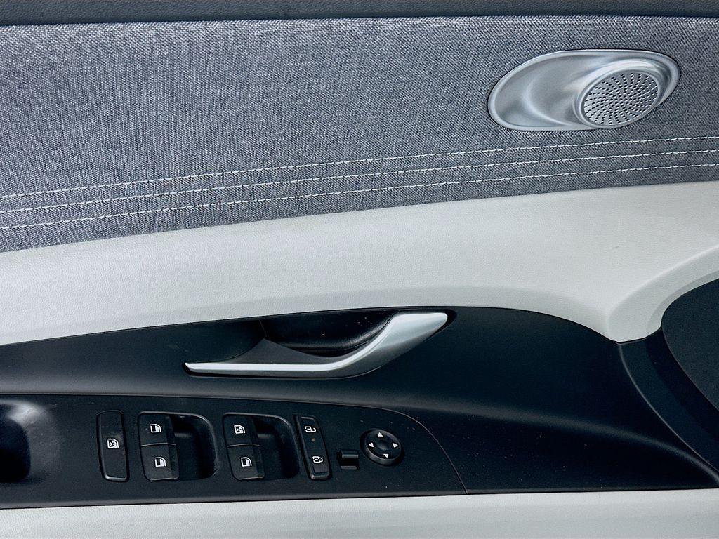 new 2025 Hyundai Elantra car, priced at $29,130