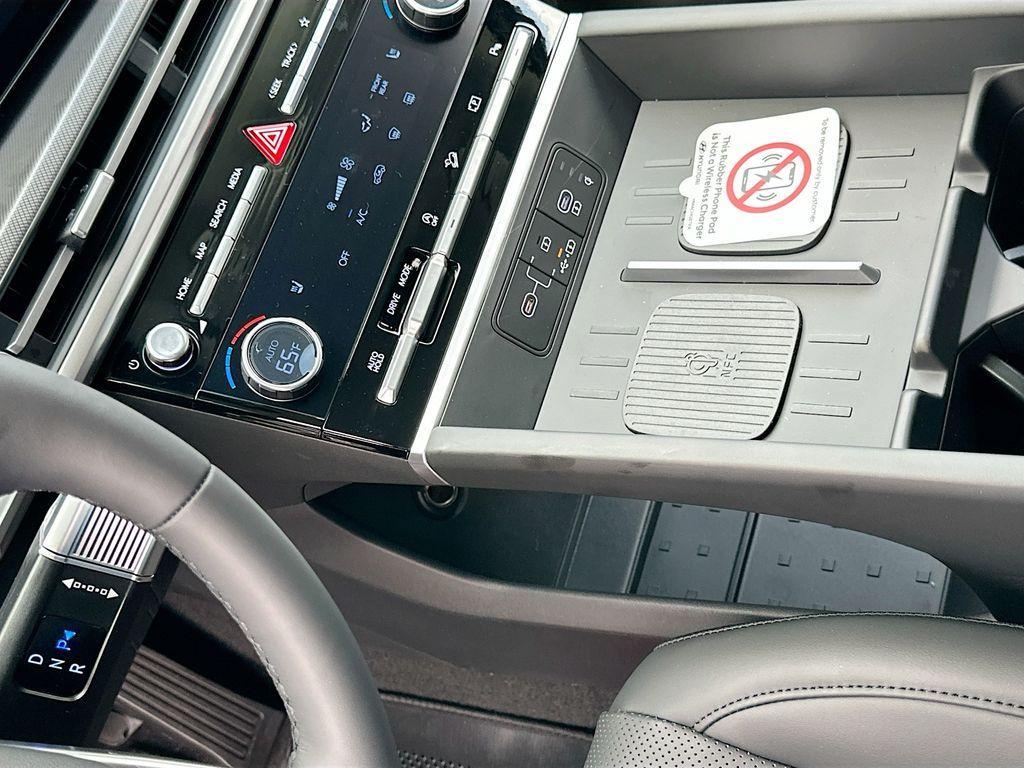new 2025 Hyundai Santa Fe car, priced at $39,025