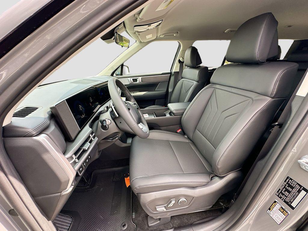new 2025 Hyundai Santa Fe car, priced at $39,025