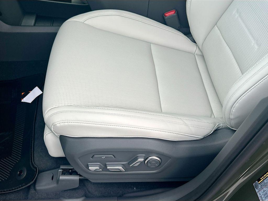 new 2025 Hyundai SANTA FE HEV car, priced at $50,150