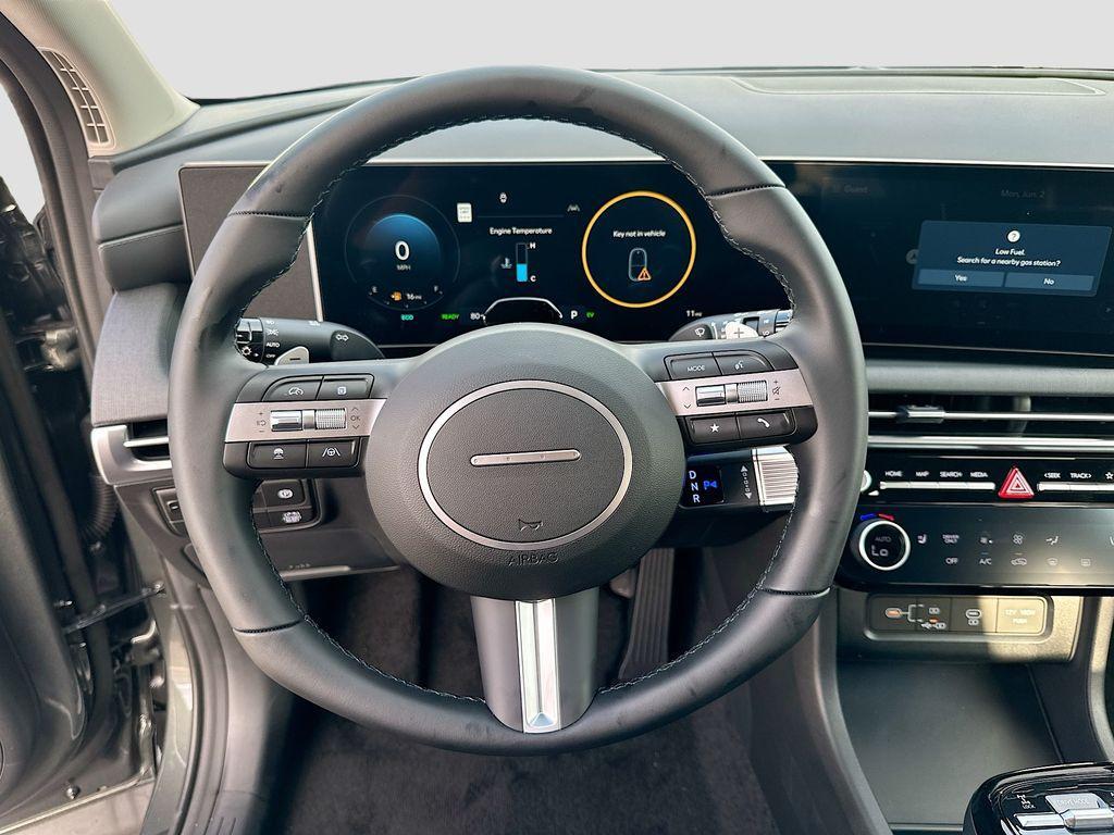 new 2025 Hyundai TUCSON Hybrid car, priced at $38,465