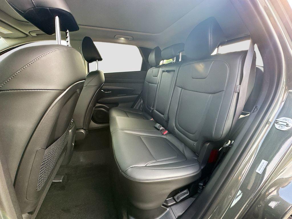 new 2025 Hyundai TUCSON Hybrid car, priced at $38,465
