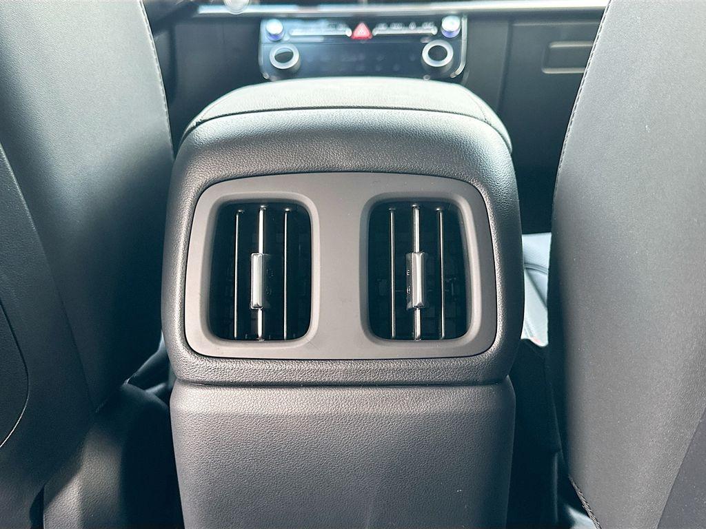 new 2025 Hyundai TUCSON Hybrid car, priced at $38,465
