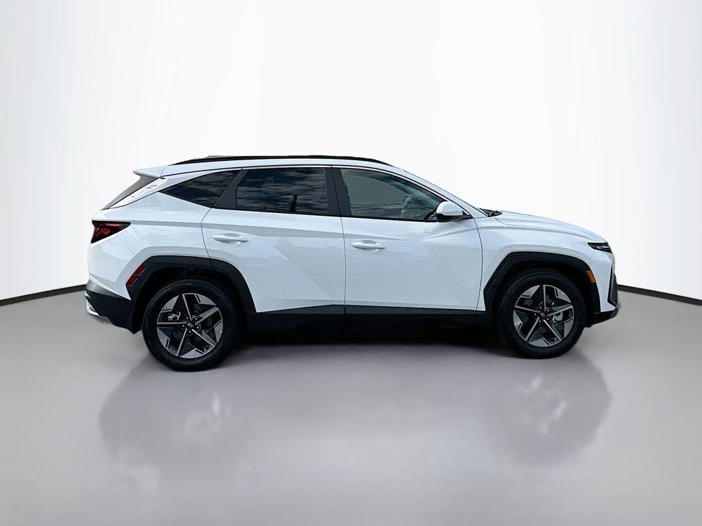 new 2025 Hyundai Tucson car, priced at $33,795