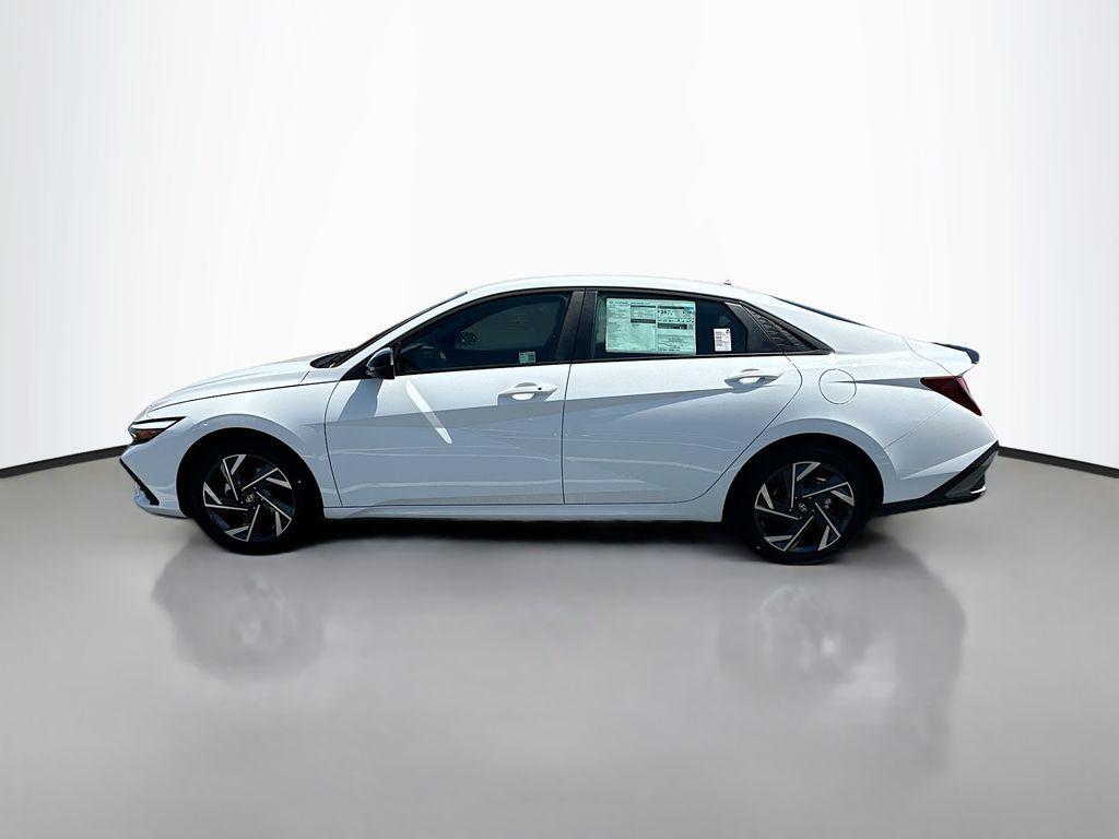 new 2025 Hyundai Elantra car, priced at $25,340