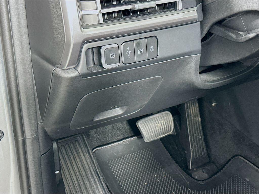 used 2025 Hyundai SANTA FE HEV car, priced at $36,999
