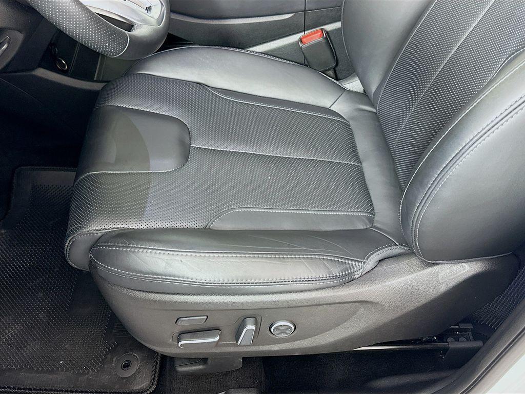 used 2022 Hyundai Santa Fe car, priced at $23,100