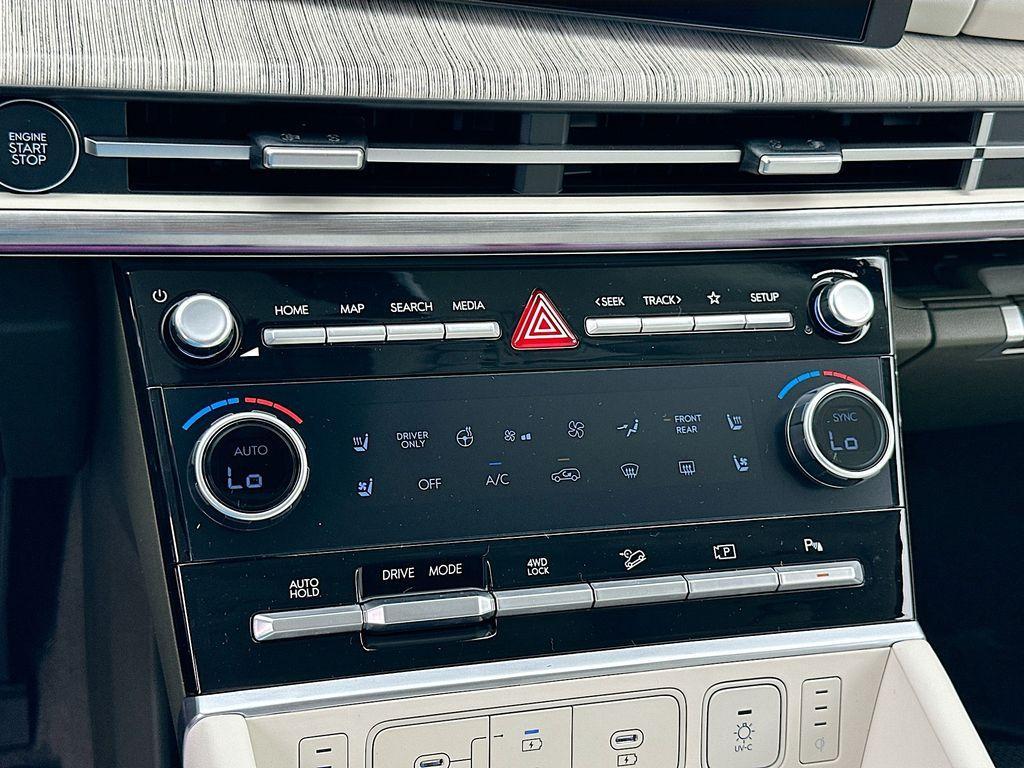 new 2025 Hyundai SANTA FE HEV car, priced at $51,955