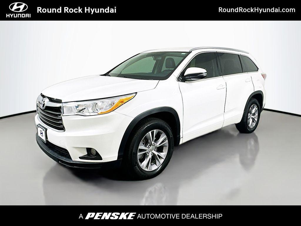 used 2015 Toyota Highlander car, priced at $12,900
