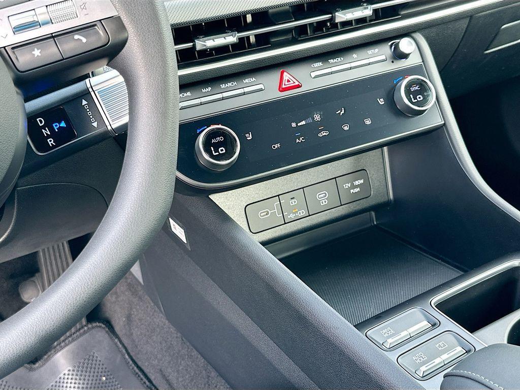 new 2025 Hyundai Sonata car, priced at $29,998
