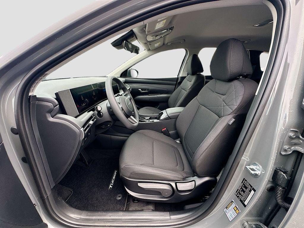 new 2025 Hyundai Tucson car, priced at $30,885