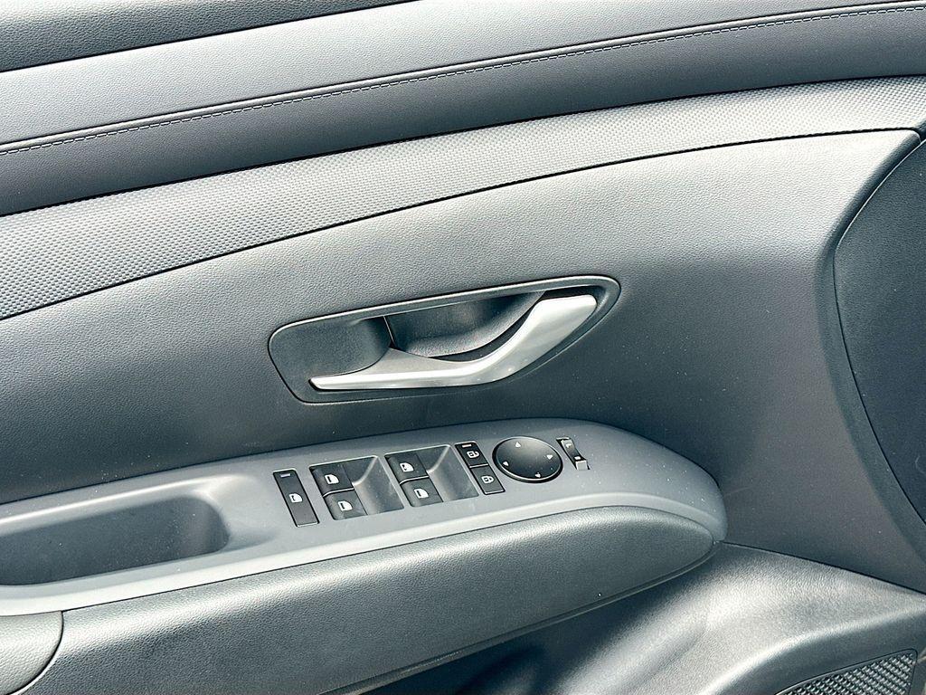 new 2025 Hyundai Tucson car, priced at $30,885