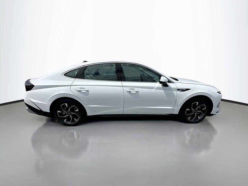 new 2025 Hyundai Sonata car, priced at $30,330