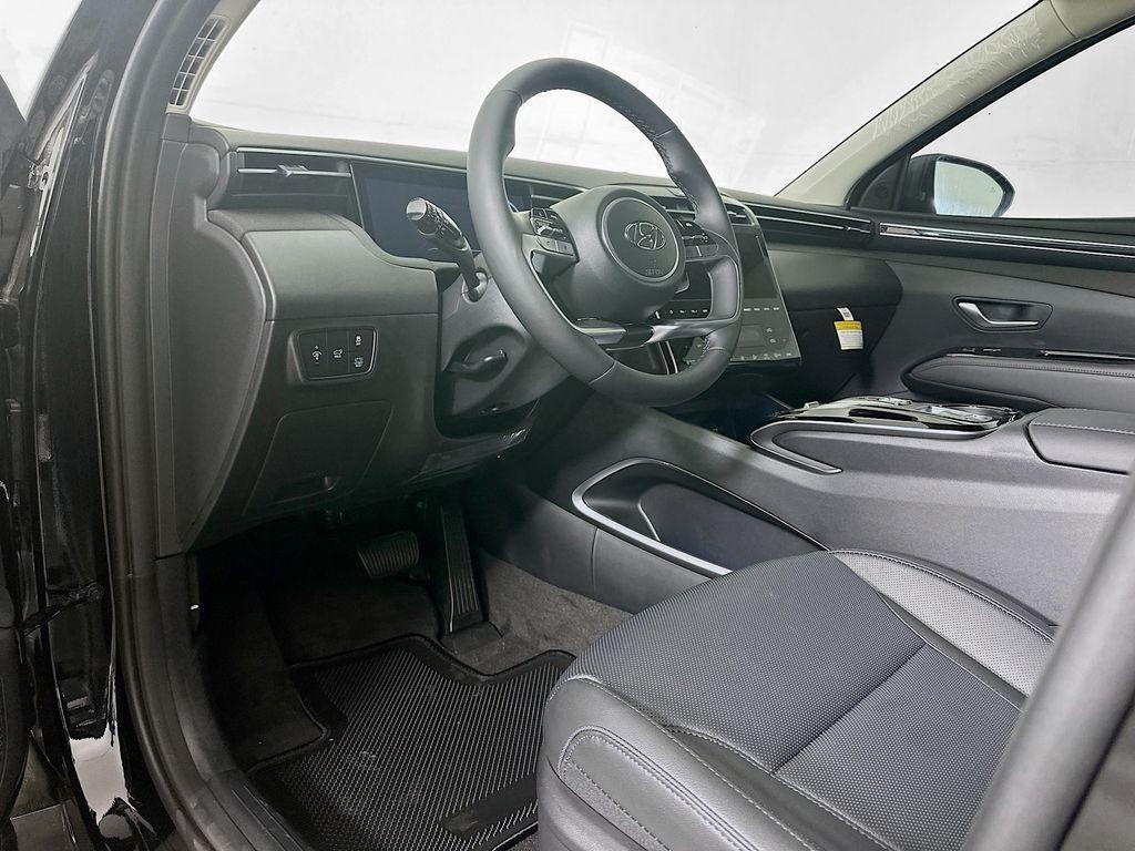 used 2024 Hyundai TUCSON Hybrid car, priced at $37,500