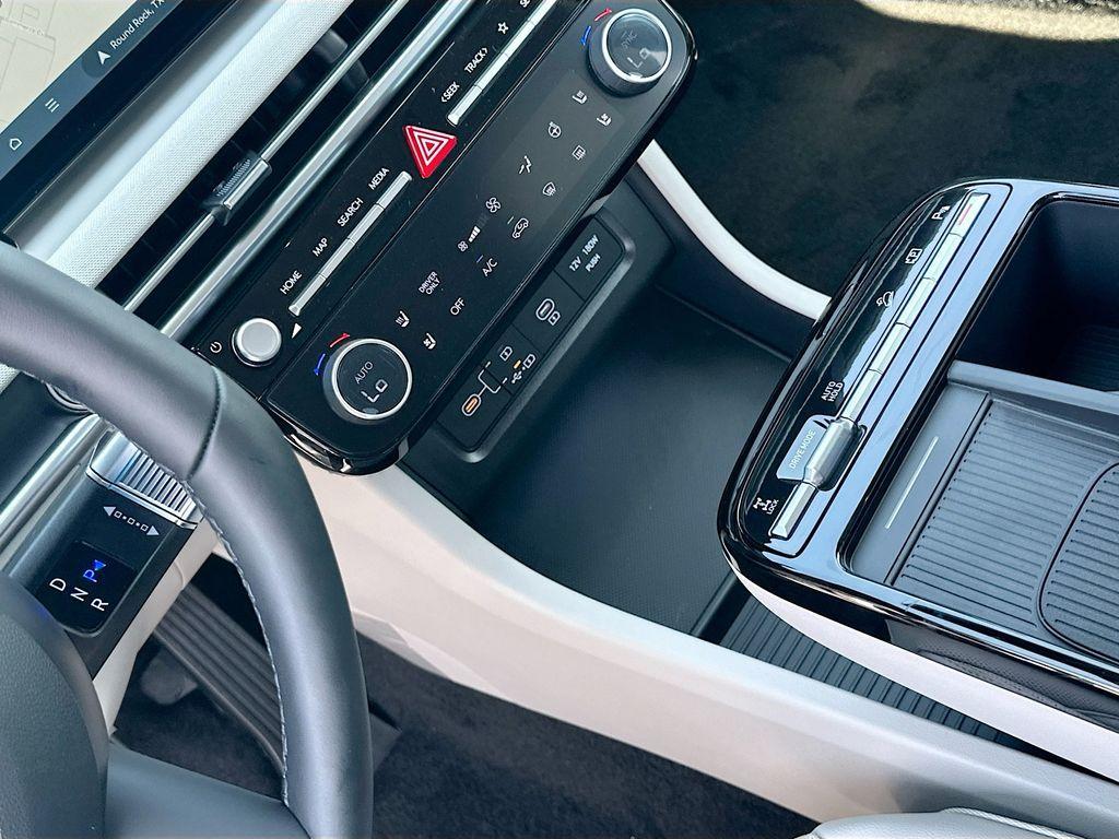 new 2025 Hyundai TUCSON Hybrid car, priced at $43,925