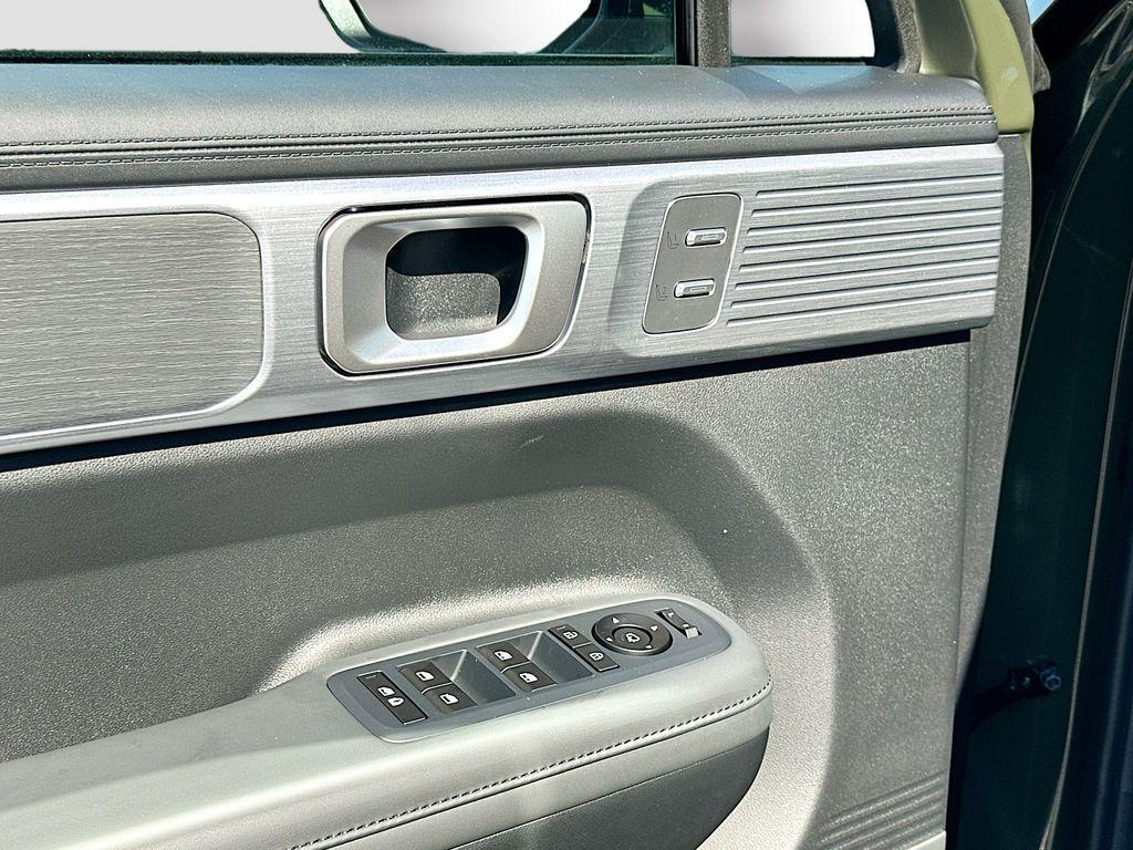 new 2025 Hyundai SANTA FE HEV car, priced at $47,295