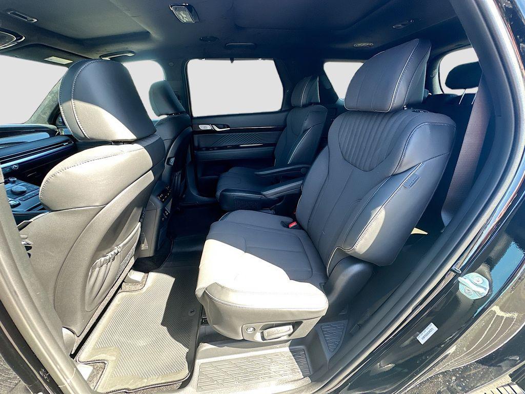 new 2025 Hyundai Palisade car, priced at $56,090
