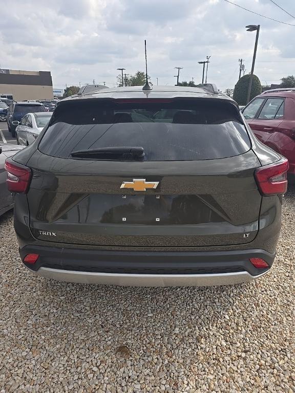 used 2024 Chevrolet Trax car, priced at $22,276