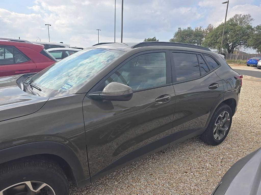 used 2024 Chevrolet Trax car, priced at $22,276