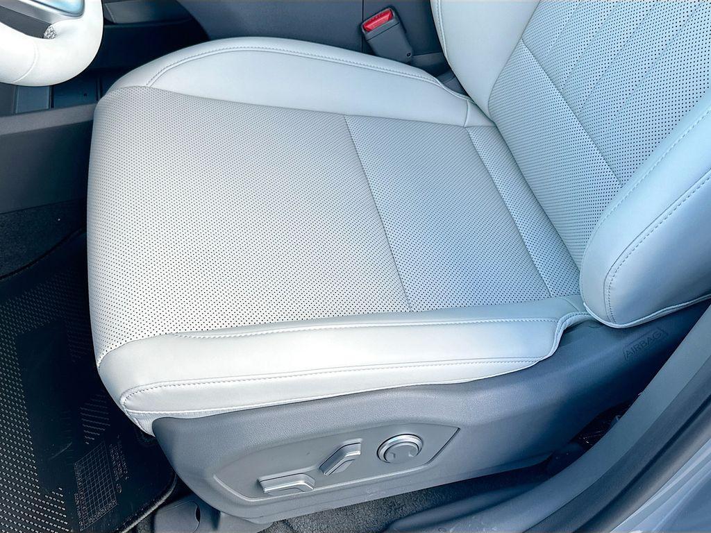 new 2025 Hyundai SANTA FE HEV car