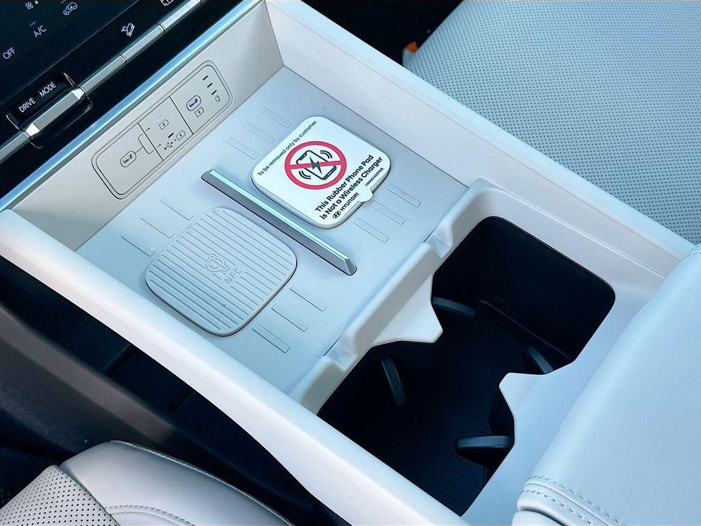 new 2025 Hyundai SANTA FE HEV car
