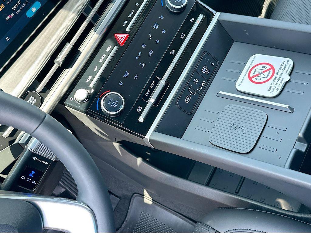 new 2025 Hyundai SANTA FE HEV car, priced at $39,975
