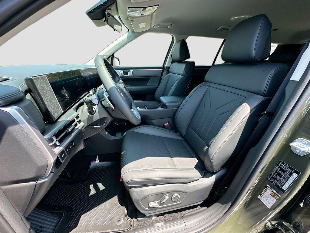 new 2025 Hyundai SANTA FE HEV car, priced at $39,975