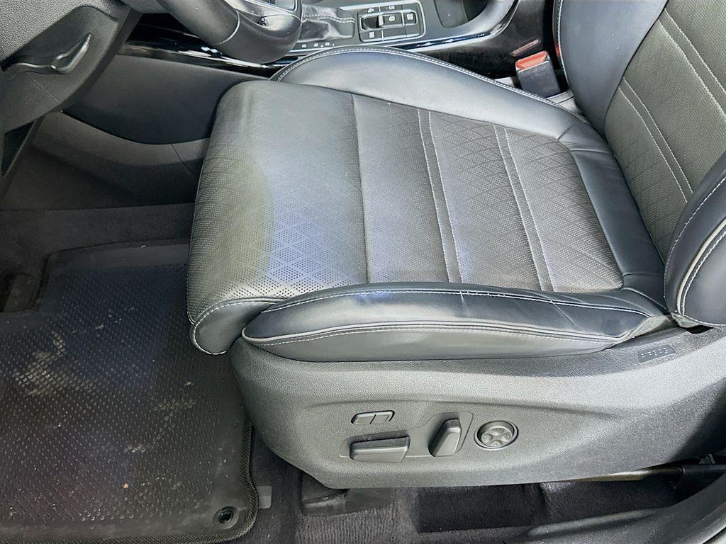 used 2017 Kia Sorento car, priced at $16,986