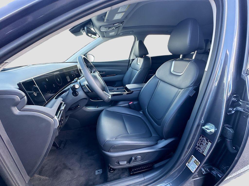 new 2025 Hyundai TUCSON Hybrid car, priced at $42,745