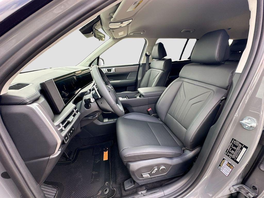 new 2025 Hyundai SANTA FE HEV car, priced at $40,014