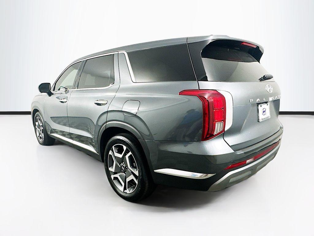 used 2024 Hyundai Palisade car, priced at $44,000