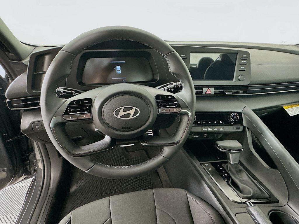 new 2025 Hyundai Elantra car, priced at $24,645