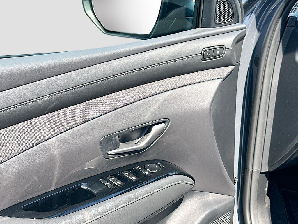 new 2025 Hyundai Tucson car, priced at $40,795