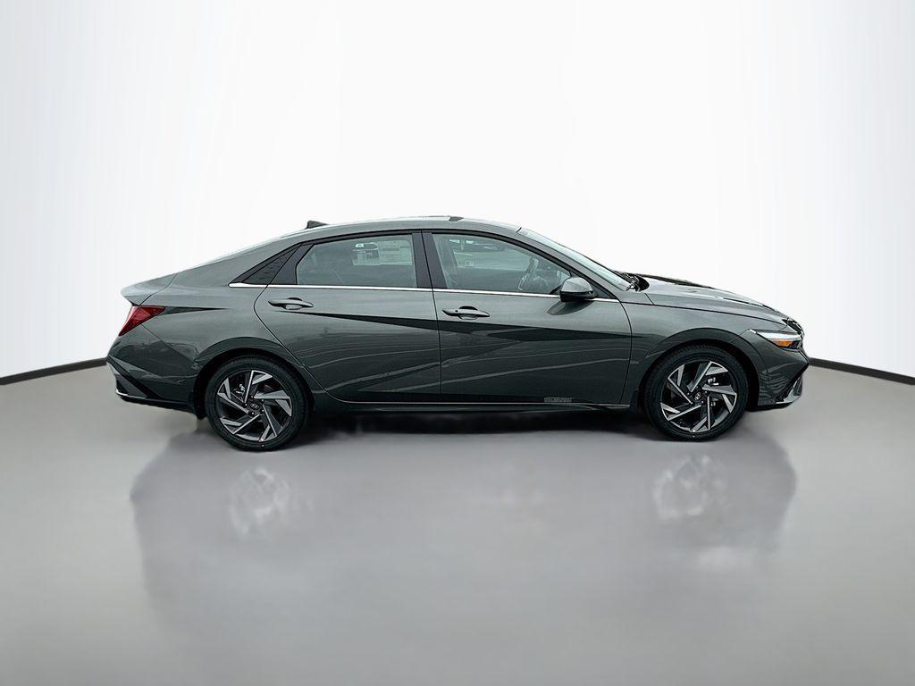 new 2025 Hyundai Elantra car, priced at $27,280