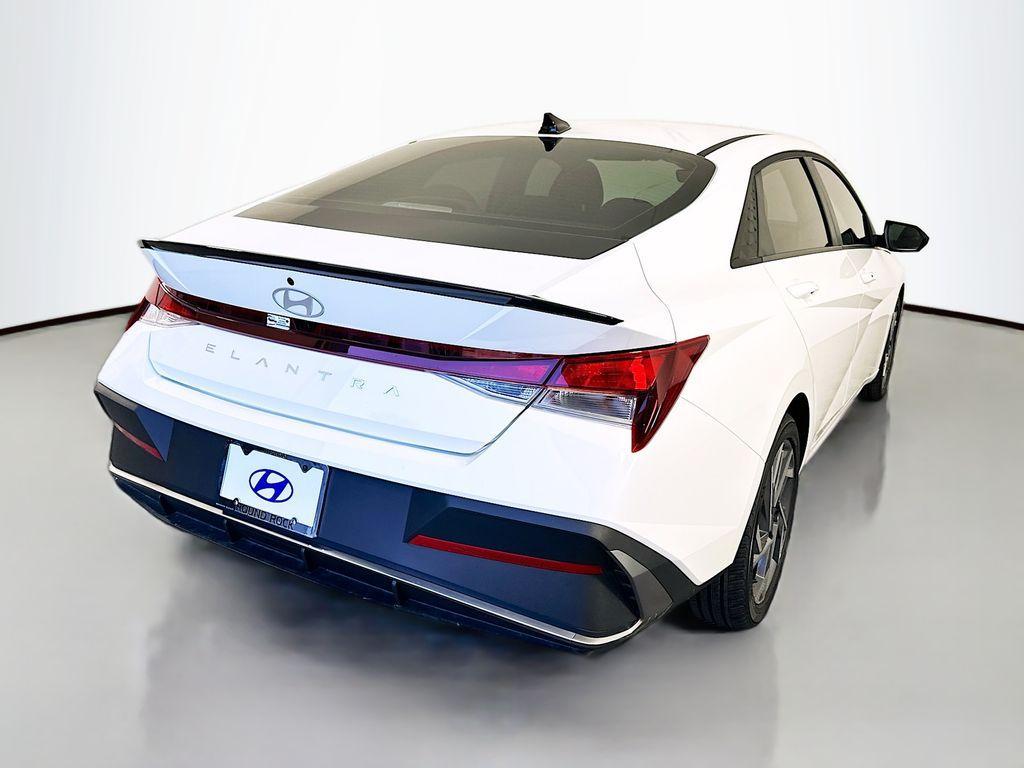 new 2025 Hyundai Elantra car, priced at $25,555