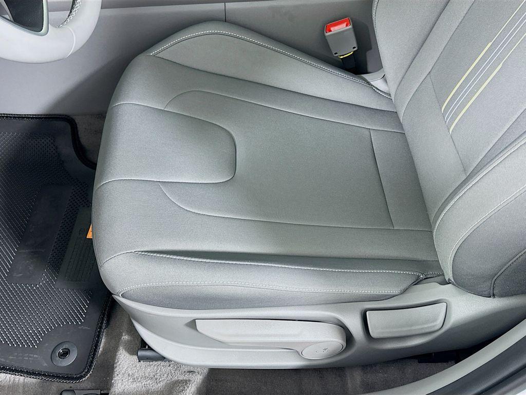 new 2025 Hyundai Elantra car, priced at $25,555