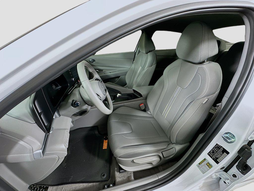 new 2025 Hyundai Elantra car, priced at $25,555