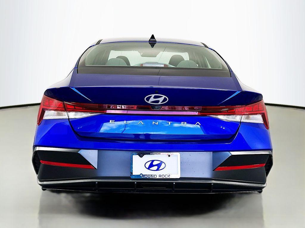 new 2025 Hyundai Elantra car, priced at $27,260